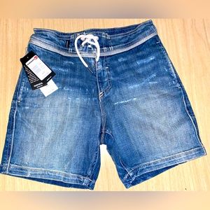 Girls Quicksilver Shorts NWT